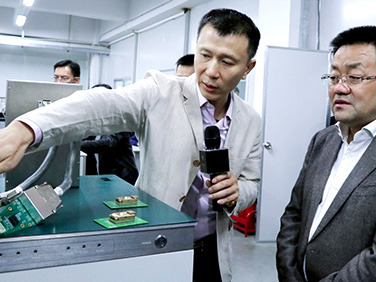 區長顧耀輝到聯動科技開展高質量發展調研